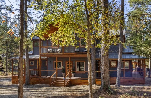 Pickens House | Brand New Hidden Haven Lodge 4 Bdrm,5 and half Bth, Huge outdoor area, Hot tub