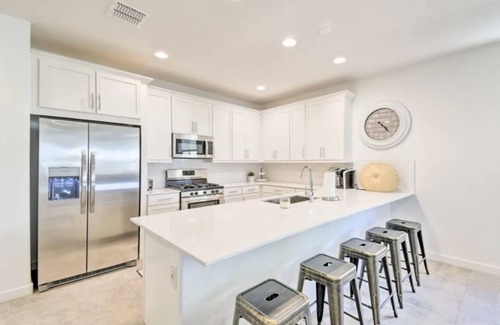 Waddell House | Brand new home 10 minutes from Westgate Where the Cardinals Arena