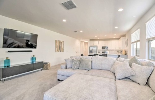 Waddell House | Brand new home 10 minutes from Westgate Where the Cardinals Arena