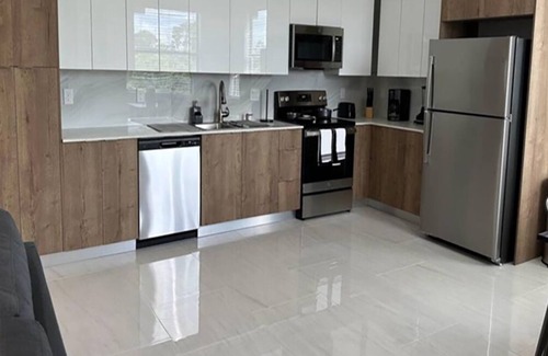 Harris House | Brand New Home, Bay Cruiser