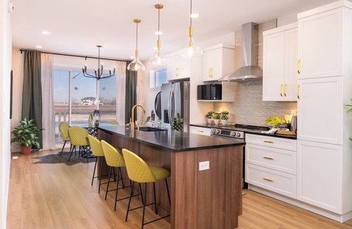 West St. Paul House | Brand New Home near Winnipeg minutes away from Canada Life Center