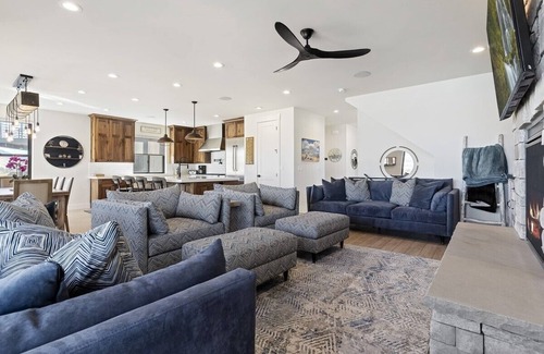 Ogden House | Brand New Home w/Lake Views and 5 bedrooms!