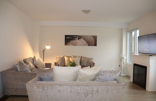 Brampton House | Brand New House in Brampton