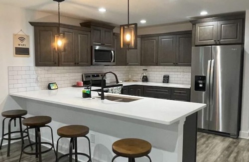 Temple Crest House | Brand new house Walking distance to Busch Gardens