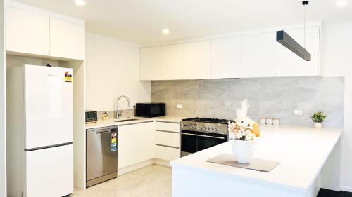 Pukehangi House | Brand New House with 5 bedroom and 3 full bathroom