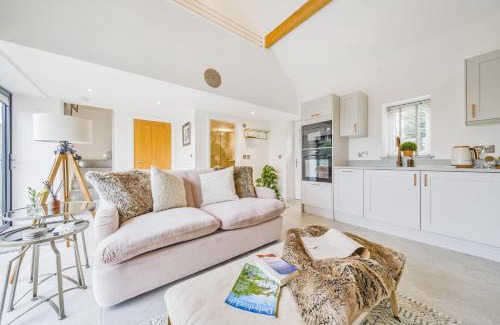 Calwich House | Brand New Listing - The Honey Pot in Stanton