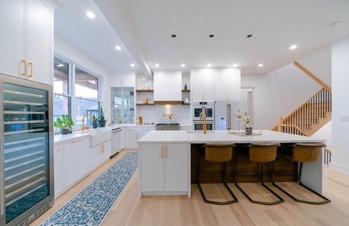 St. Davids Villa | Brand new Modern Farmhouse in the heart of Wine Country!