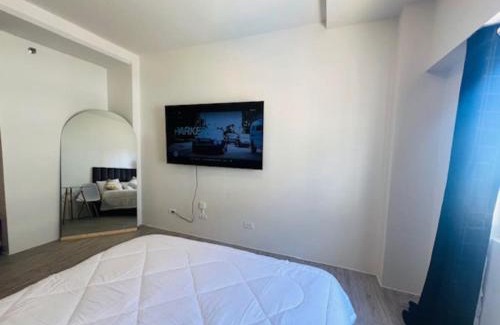 Las Pinas Apartment | Brand new! Minimalist studio space