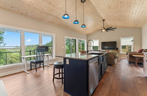 Eastman Cabin | Brand new modern cabin with beautiful river view.