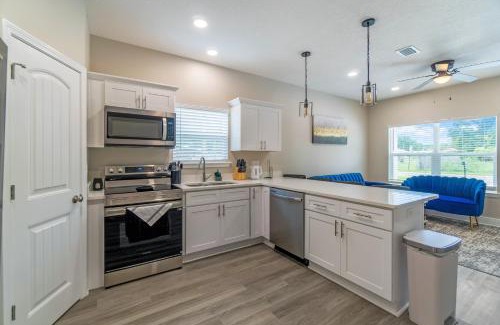 South Pensacola Apartment | Brand New Modern Luxury Duplex EV Ready