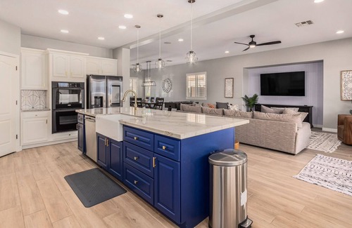 Pinal County House | Brand new pool, HUGE hot tub, foosball, BBQ, 4 bedroom, 3.5 bath