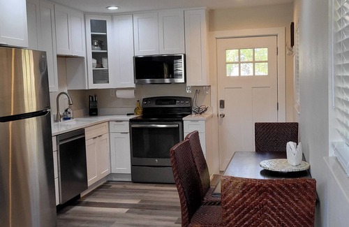 Tarpon Springs House | Brand new remodel. Adorable 2-bedroom 1 bath house in downtown Tarpon Springs