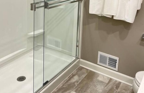 Blaine House | Brand New spacious townhome - The Zest