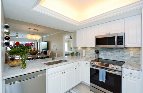 Siesta Key Condo | Brand New! Steps to Siesta Key Beach
