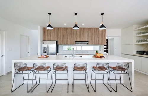 Avellanas Beach Villa | Brand New Stylish Villa | Big Pool & Patio
