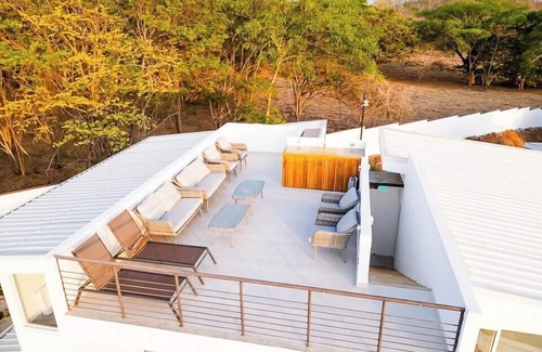 Avellanas Beach Villa | Brand New Stylish Villa | Big Pool & Patio