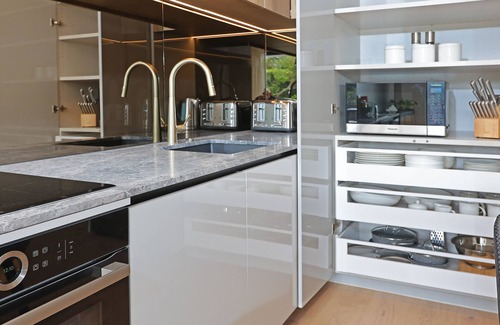 Greenlane - Ellerslie House | Brand New sunny home in Remuera