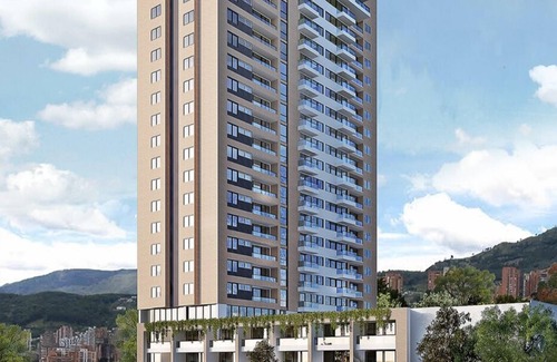 El Castillo Condo | Brand New Top Floor Luxury Flat!