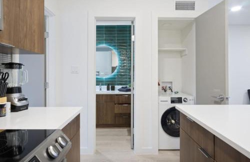 South Lamar Apartment | Brand New unit 5 min to Downtown Austin