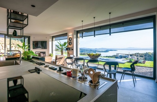 Passignano sul Trasimeno Villa | Brand new villa! Infinity heated pool with whirlpool massage and stunning view