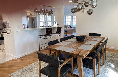 Westbrook Center House | Brand New, Villa Je t’aime, Across the Street from the beach, Sleeps 6 adults