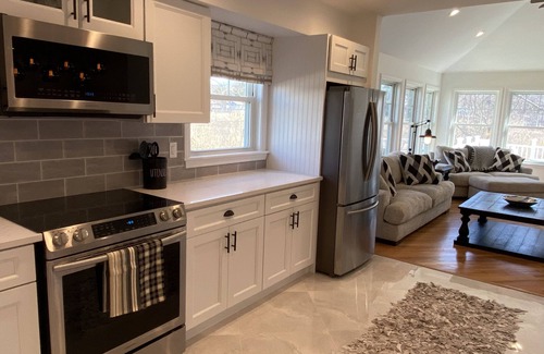 Westbrook Center House | Brand New, Villa Je t’aime, Across the Street from the beach, Sleeps 6 adults