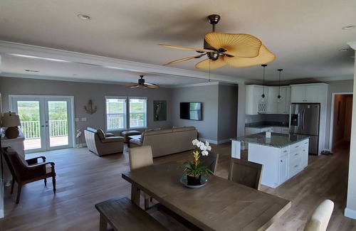 Sugarloaf Key House | BRAND NEW WATERFRONT 3/2