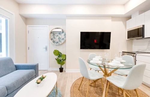 Plateau Mont Royal Apartment | *BrandNew* 2BR+SofaBed w/Roof Top in MTL-210
