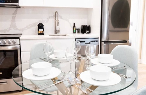 Plateau Mont Royal Apartment | *BrandNew* 2BR+SofaBed w/Roof Top in MTL-210
