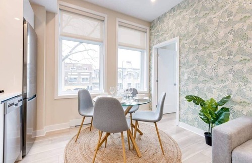 Plateau Mont Royal Apartment | *BrandNew* 2BR+SofaBed w/Roof Top in MTL -25