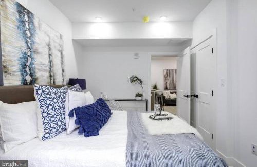 Northeast House | BrandNew Luxury Capitol Hill APT! Near Free Trolly