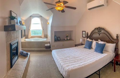 Ponce De Leon Bed & Breakfast | Branson Shepherd's Fiddle Suite - Your Perfect Ozark Escape