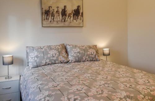 Llanfachraeth House | Branwen