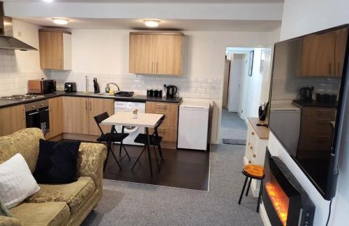 Wallsend Apartment | Branxiar Deluxe - 1bedroom Executive Suite & Apartment in Wallsend