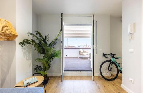 el Mercadal Apartment | Bravissimo Eiximenis, with beautiful terrace and views