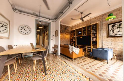 Old Town Apartment | Bravissimo Les Rajoles, Unique 3-bedroom apartment