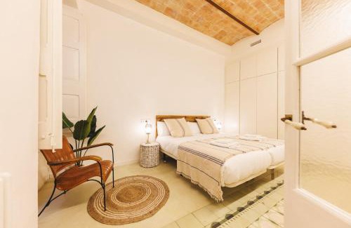 Old Town Apartment | Bravissimo Mercaders 3, Old Town Oasis