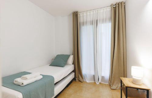 el Mercadal Apartment | Bravissimo Plaça Catalunya, 2-bedroom apartment with terrace