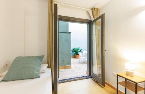 el Mercadal Apartment | Bravissimo Plaça Catalunya, 2-bedroom apartment with terrace