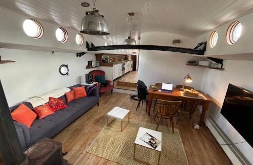 Bray on Thames Boat Rental | Bray Marina boat house