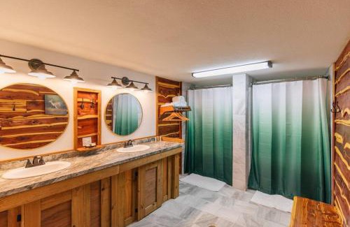 Nemo House | Brazos River Hideout on 15 acres