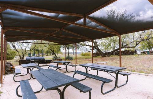 Nemo House | Brazos River Hideout on 15 acres