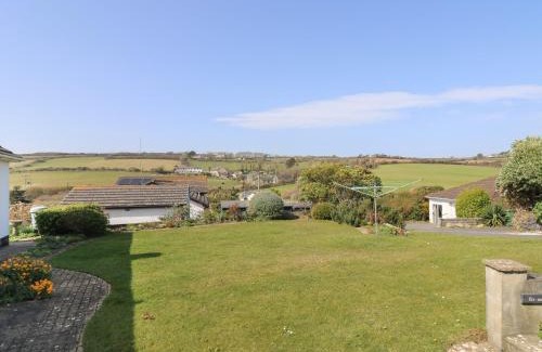 Praa Sands House | Bre An Mor