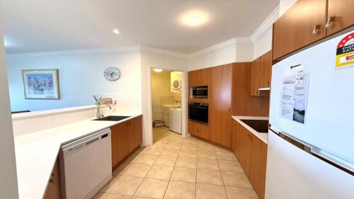 Yamba House | Breakers 2 - 7, 18 - 20 Pacific Parade