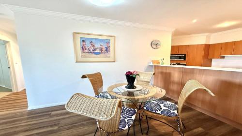 Yamba House | Breakers 2 - 7, 18 - 20 Pacific Parade