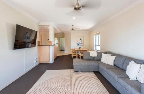 Yamba House | Breakers Unit 1 8 - LJHooker Yamba