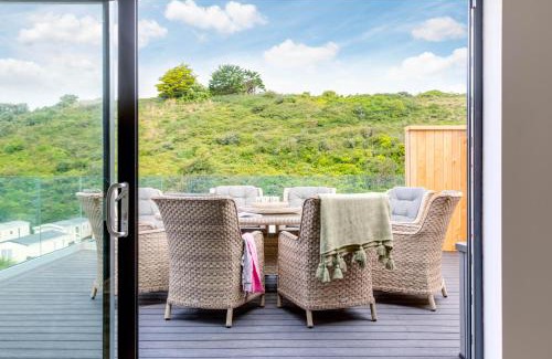 Polzeath House | Breakers View