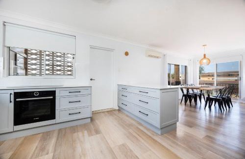 Tuncurry Apartment | Breakwaters 5