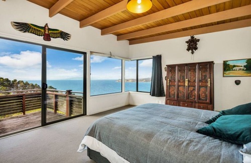 Ostend House | Breath-taking ocean views