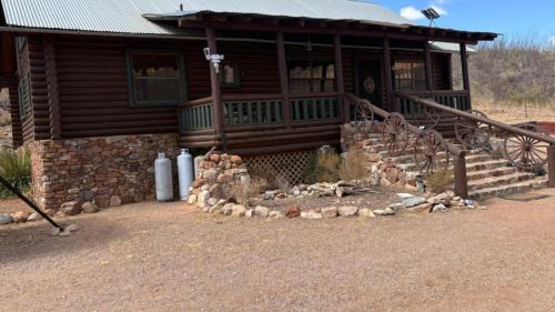 Hereford House | Breathe Inn Off Grid Cabin on 40 Acres